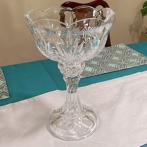 Royal Limited Crystal Pedestal Bowl